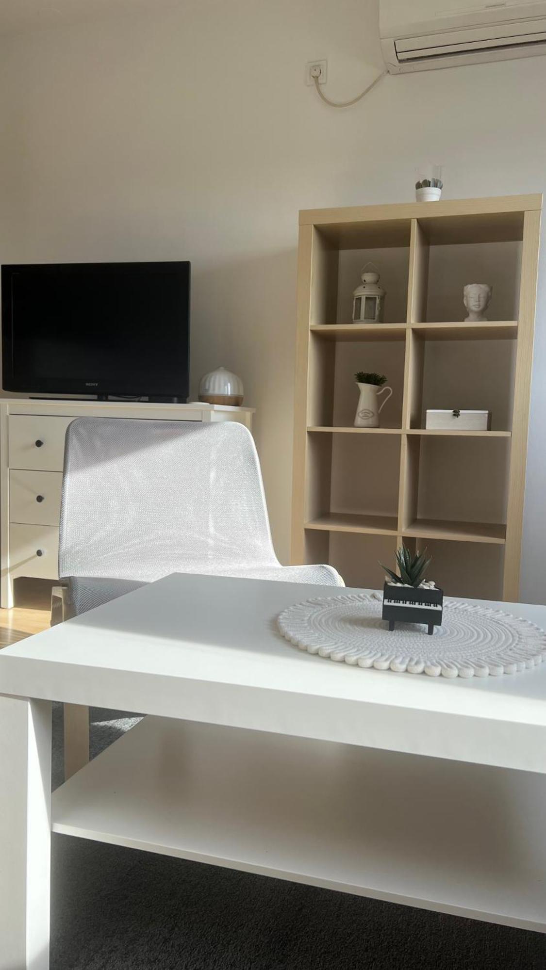 Rocco Apartment-Free Parking&Wifi Zagreb Buitenkant foto