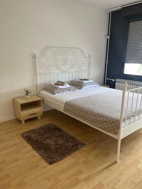 Rocco Apartment-Free Parking&Wifi Zagreb Buitenkant foto